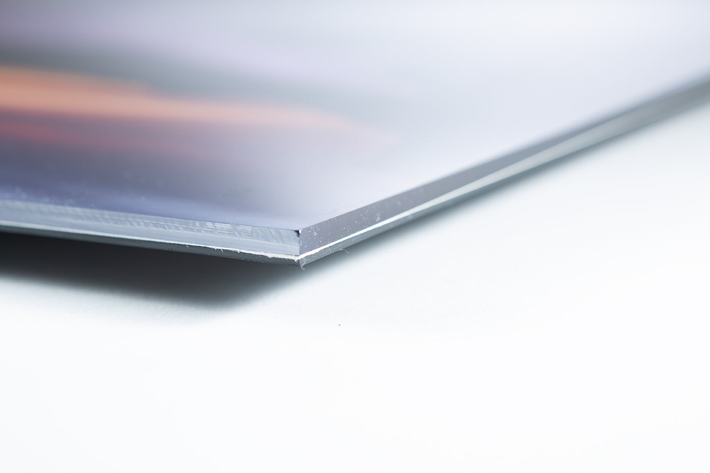 acrylic photo mount corner closeup